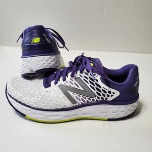 EUC New Balance Vongo Size 8.5